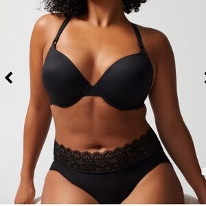 EMBRACEABLE
Push-Up Bra With Lace - black